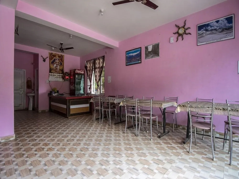 OYO 17400 Home River View Stay 18 Mile