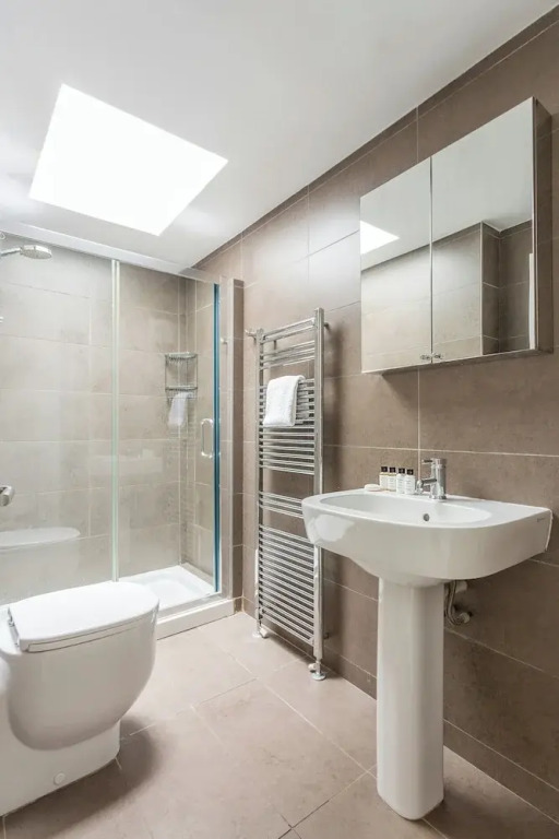 Boston Place II by onefinestay