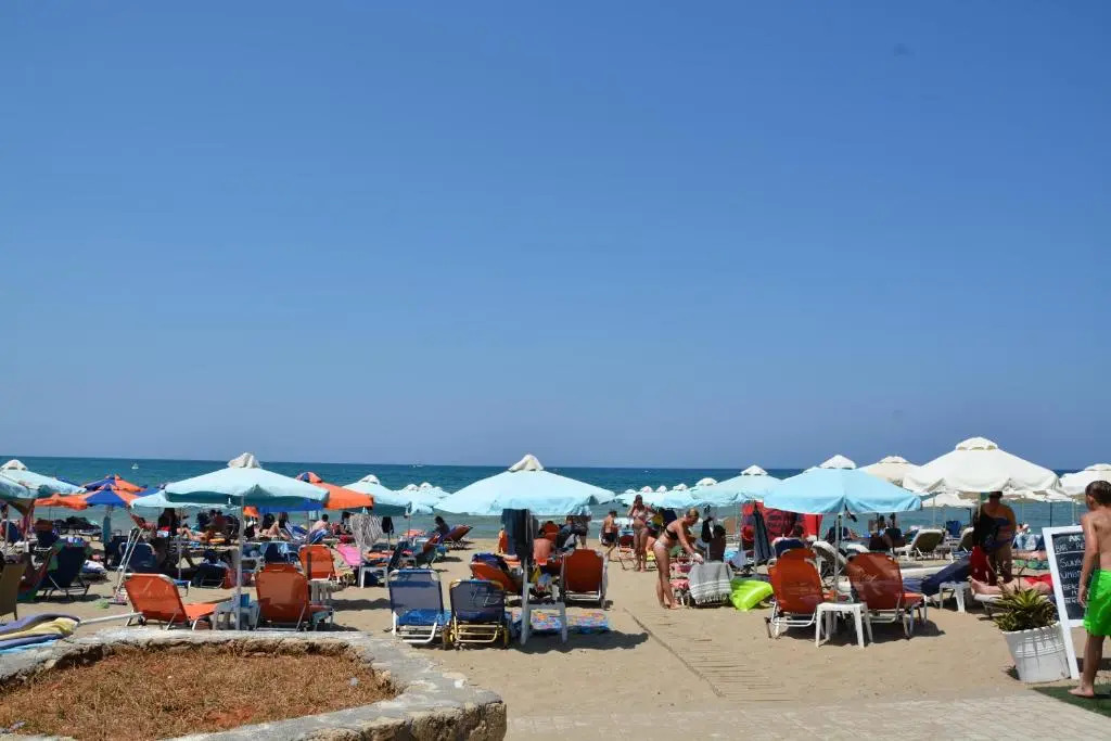 Eleni Beach Apartment