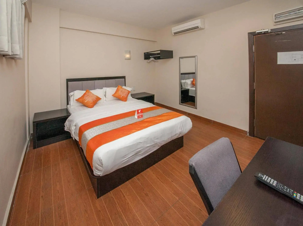 OYO Rooms Warisan Square