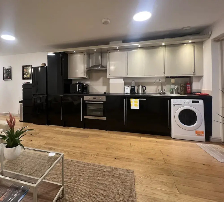 Charming 2bedroom flat in Shepherds Bush