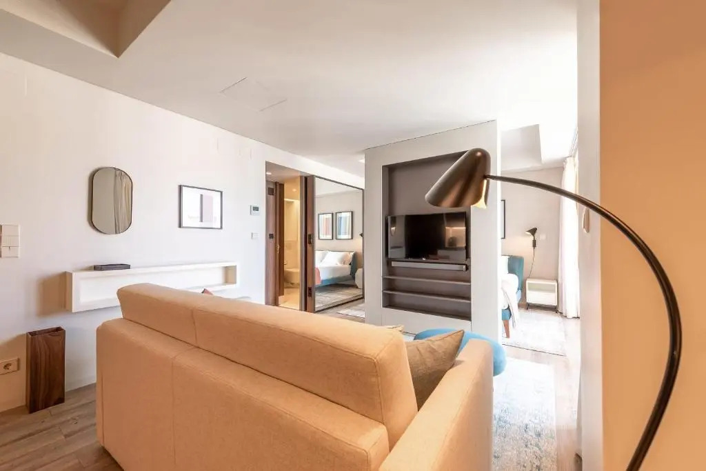 GuestReady - Midcentury Studio with Balcony in Santos 501