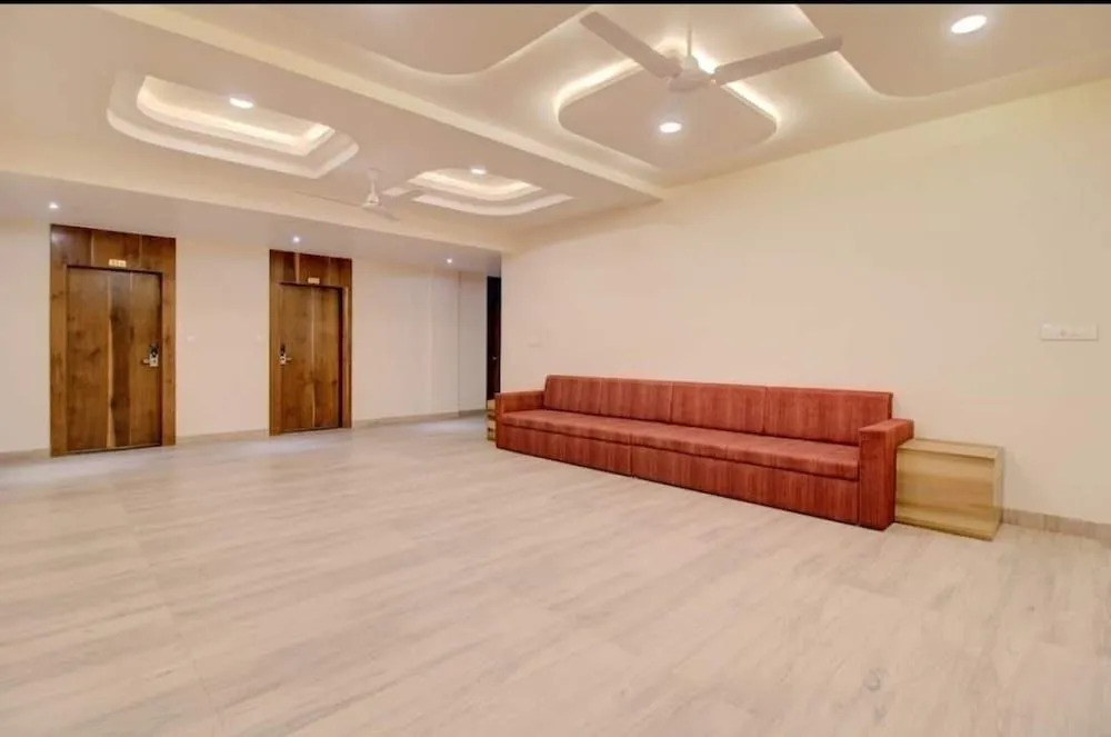 Hotel Krishna Raj