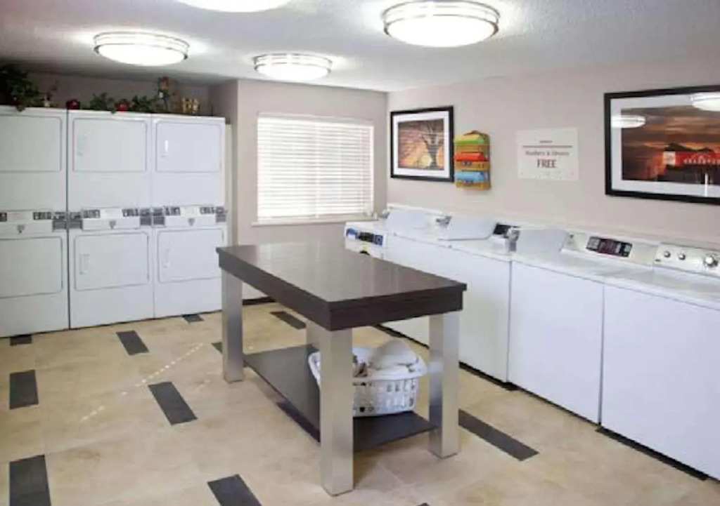 Sonesta Simply Suites Plano Frisco