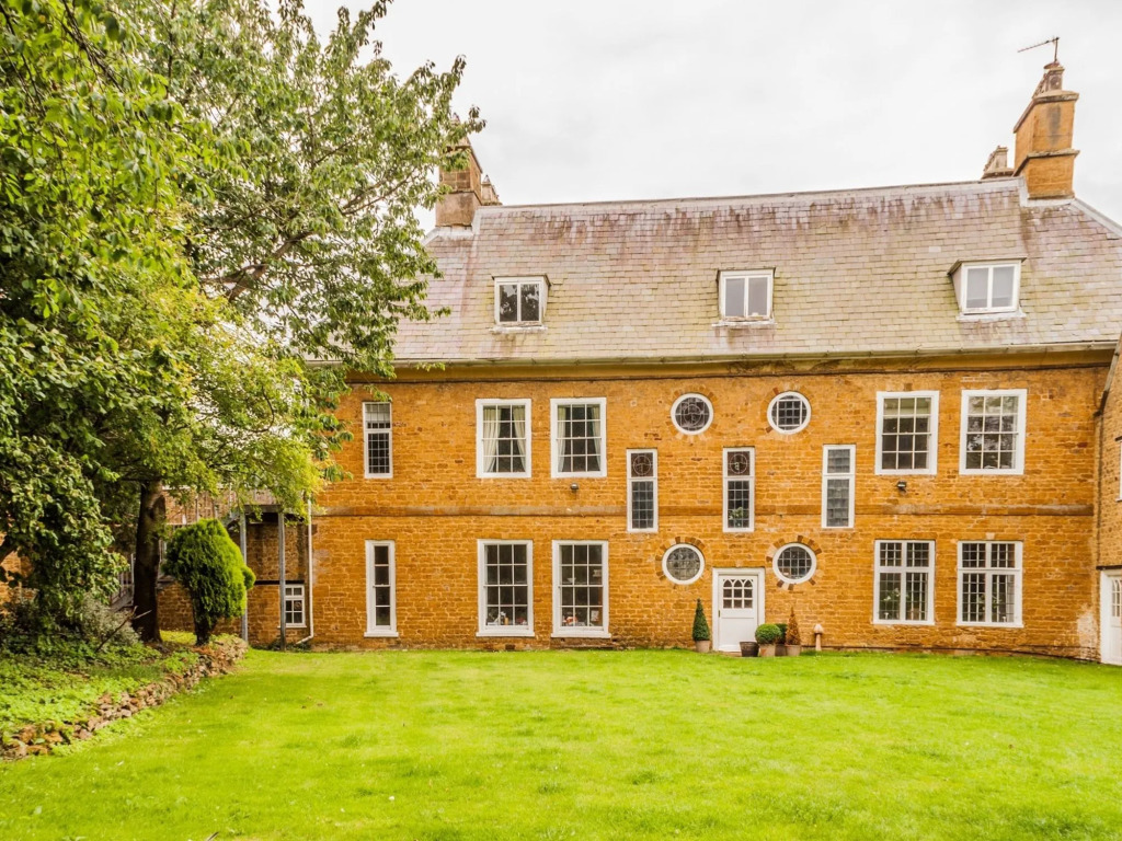 Ecton House