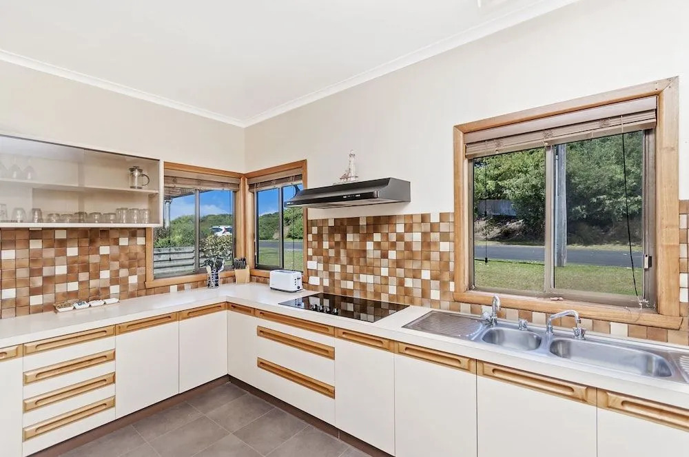 Kepal House - Budget friendly family home