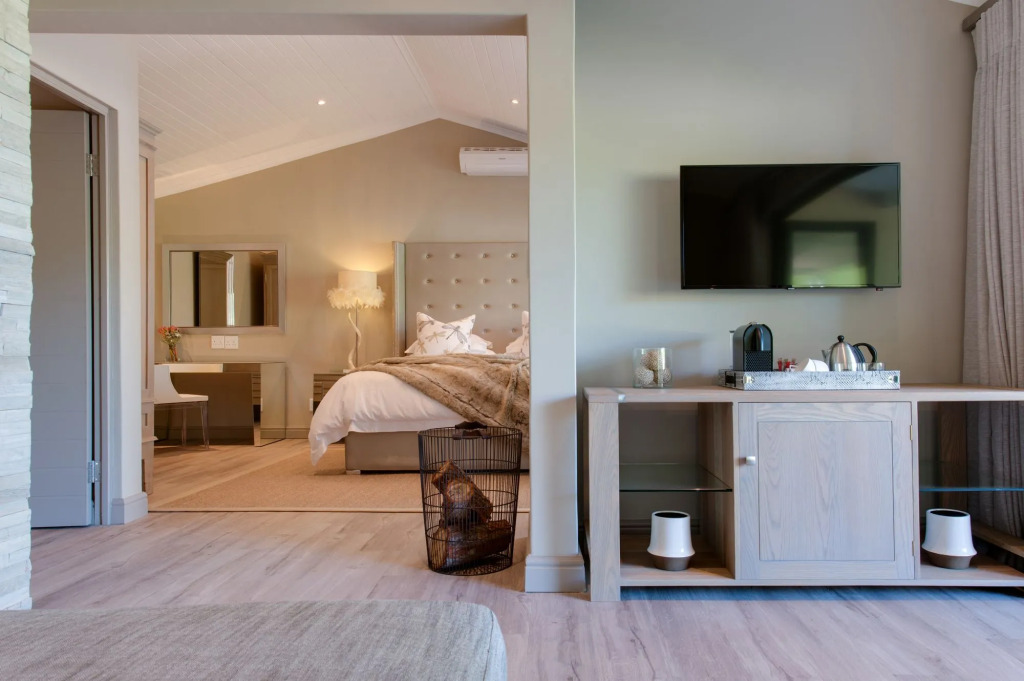 The Jordan Suites