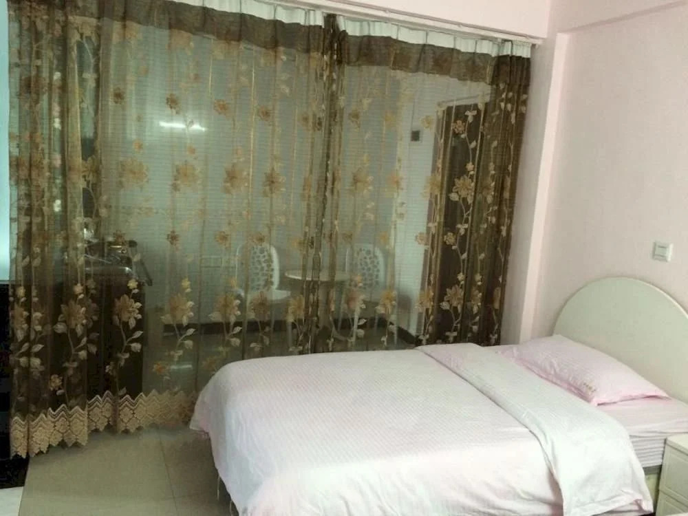 Luobu Hotel