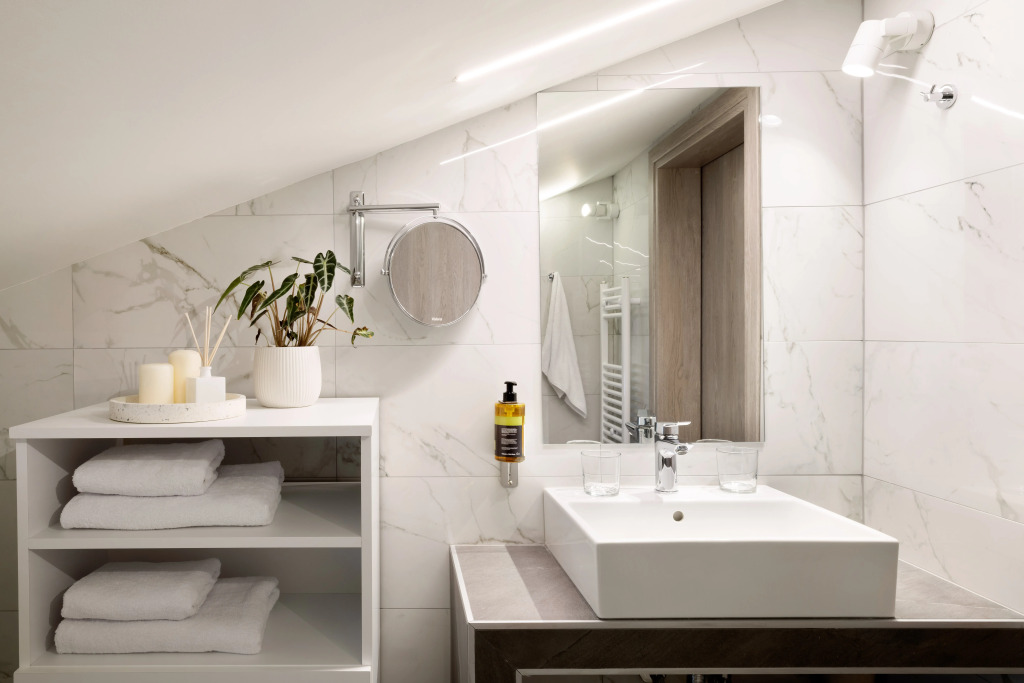Thess Residences