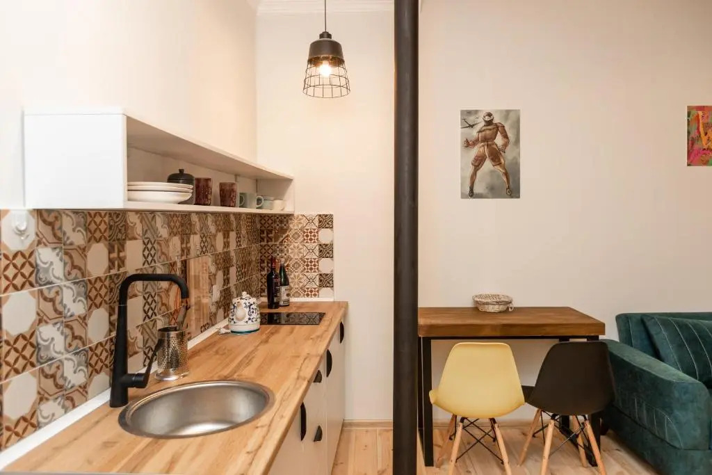 Giorgis apartment