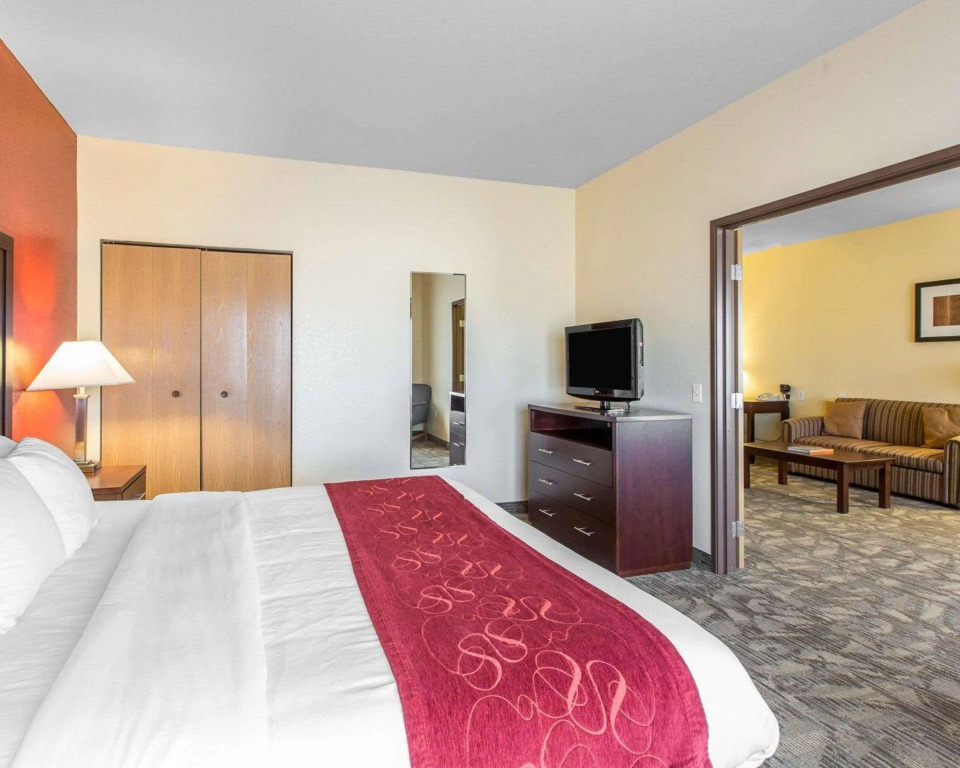 Comfort Suites Palm Desert I-10