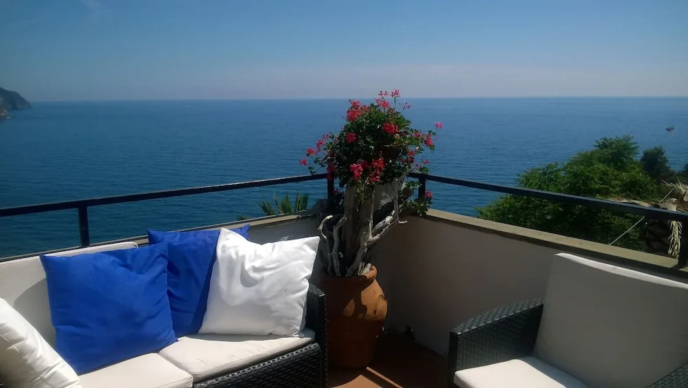 Il Terrazzo nel Blu