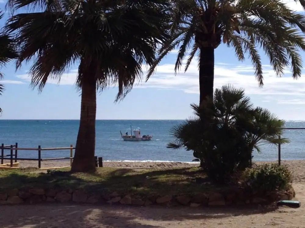 House with 2 Bedrooms in Fuengirola, with Furnished Terrace And Wifi - 50 M From the Beach