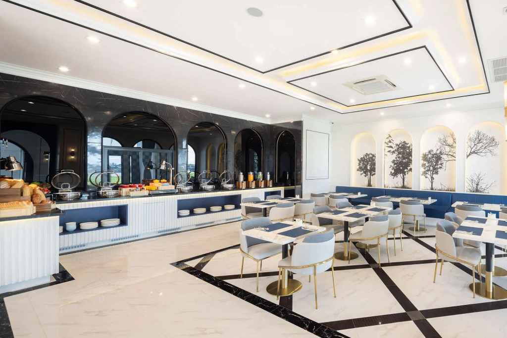 Eastin Hotel Vientiane