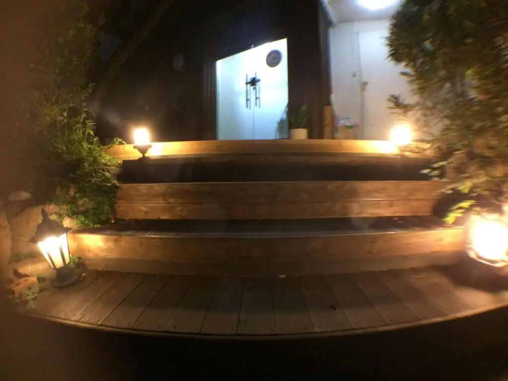Jeong House