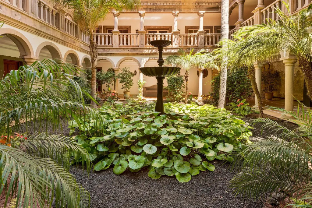 Bahia del Duque