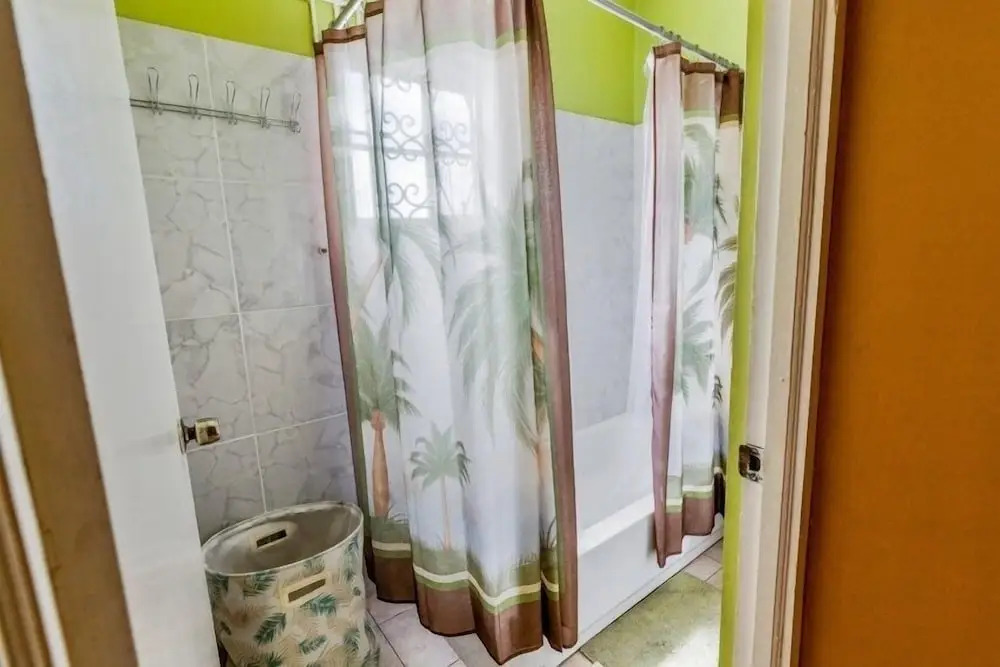 Yanceylargo Estate - Newly Renovated 3 Br Villa W Gorgeous Mountain Views 3 Bedroom Villa by RedAwning