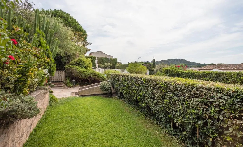 Studios 10 & 11 BY HOTEL DES LICES