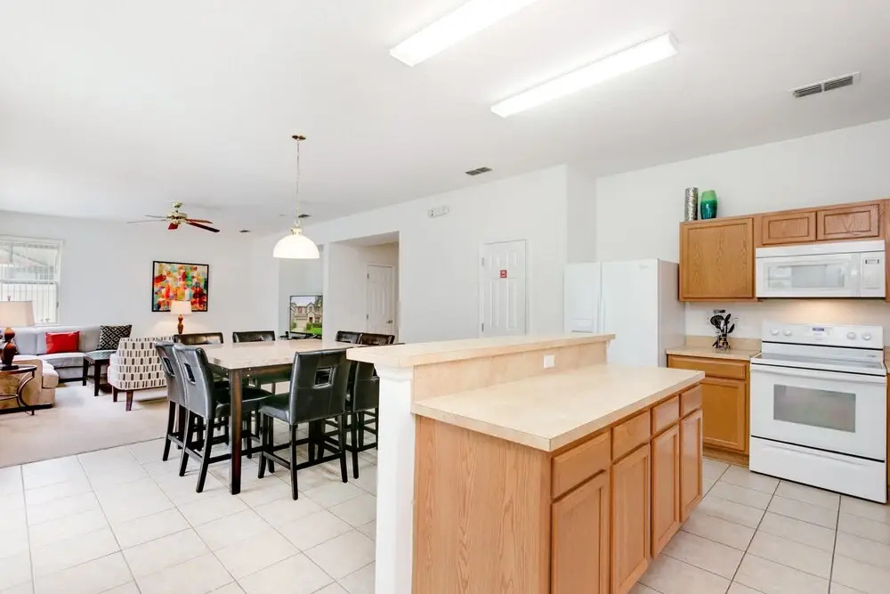 436 Aldridge Lane 6 Bedroom Executive Pool and Sp