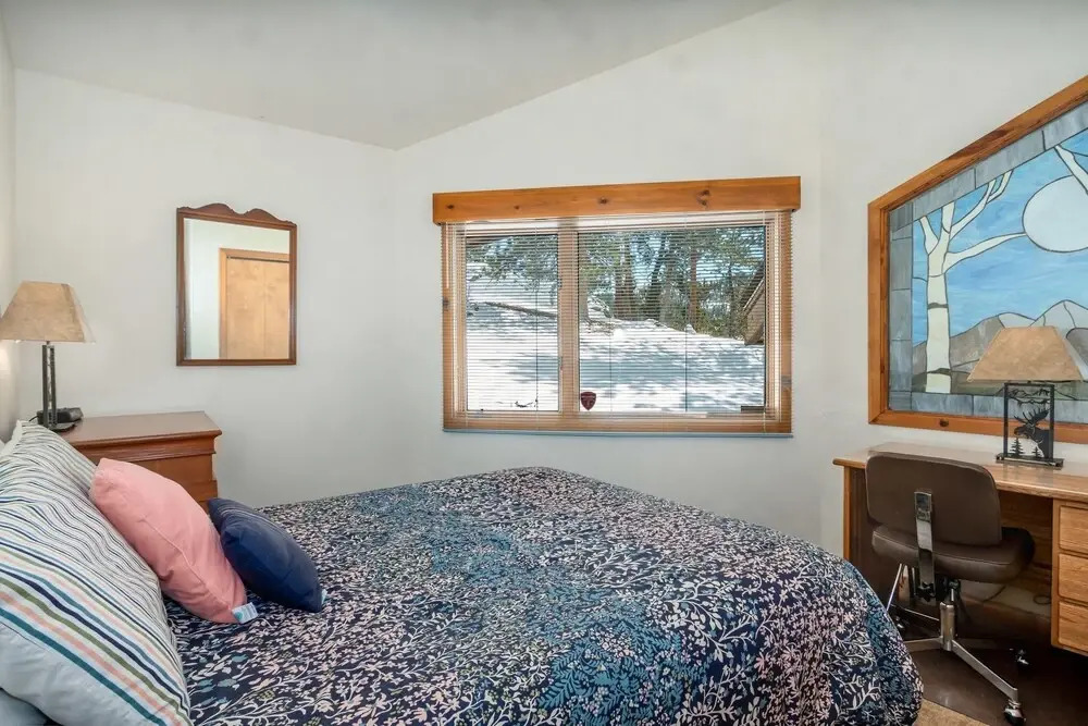 Stutzhaven in the Mountains - 2 Br Home