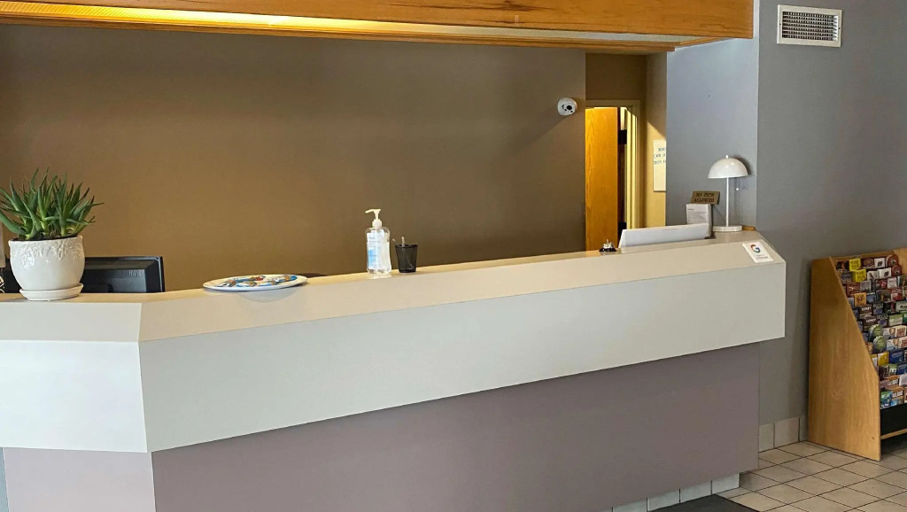 Magnuson Hotel Lincoln Airport