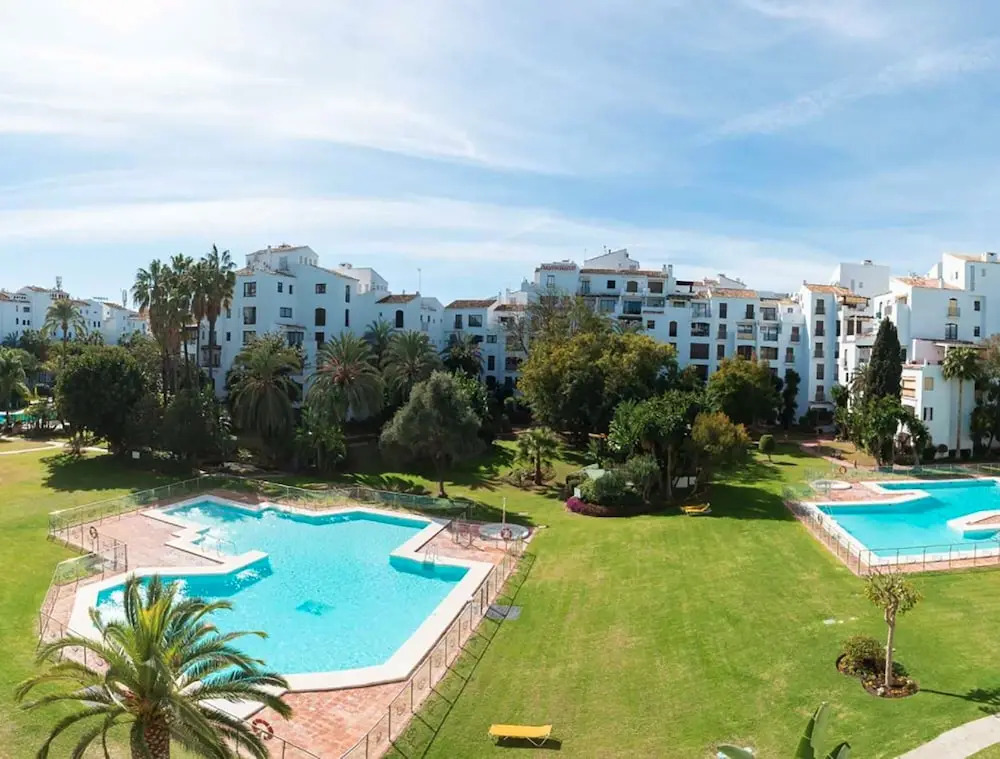 Comfy And Stylish Puerto Banus Apartment