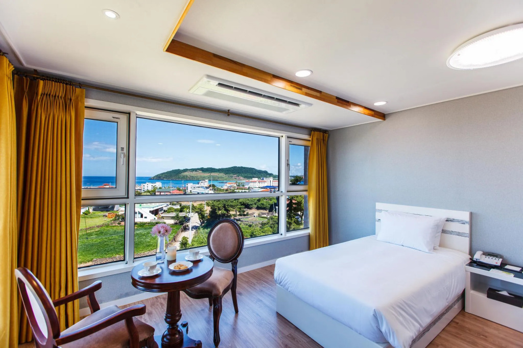 Hotel Sweet Castle Jeju Hamdeok