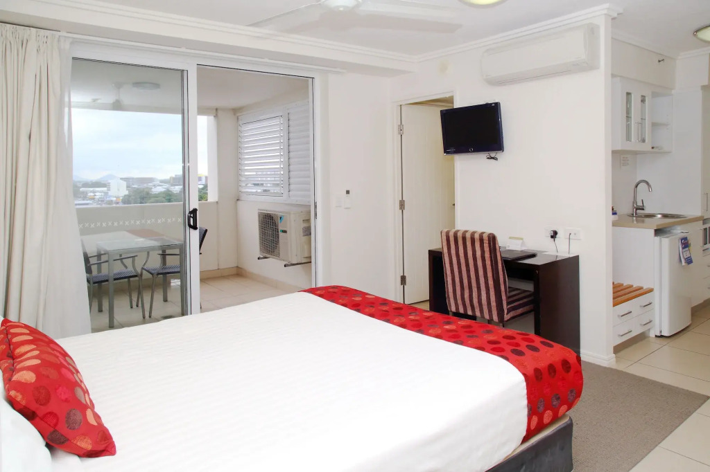 Best Western Plus Cairns Central Apartments
