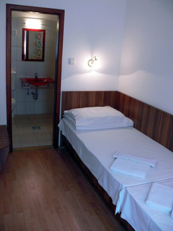 Hid Hotel