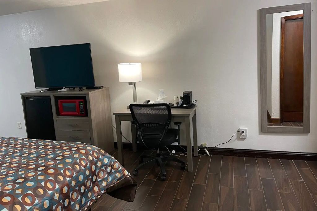 Surestay Plus Omaha South Hotel