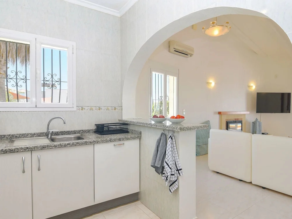 Beautiful Villa in Cumbre Del Sol Private Swimming Pool & 180 Degree sea View