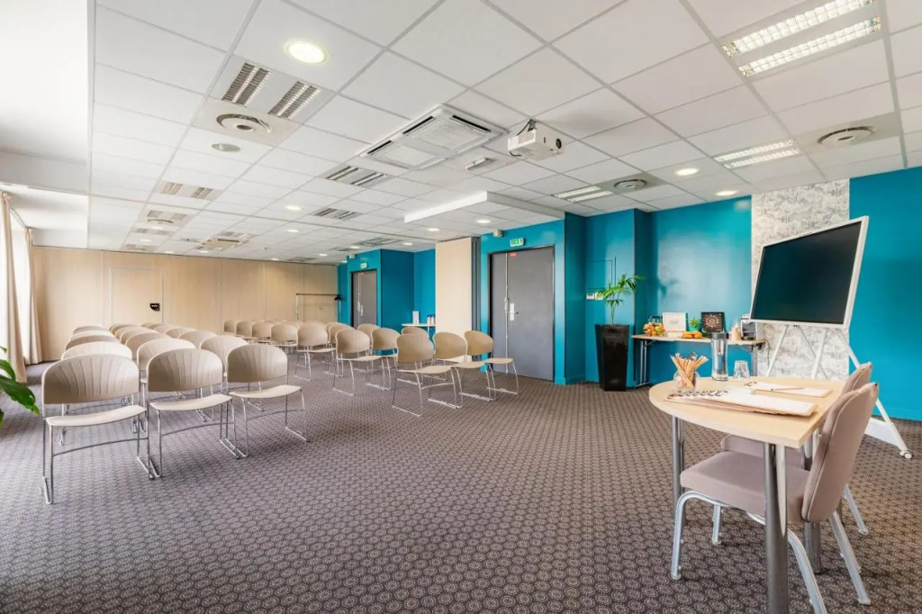Air Hotel Paris Le Bourget