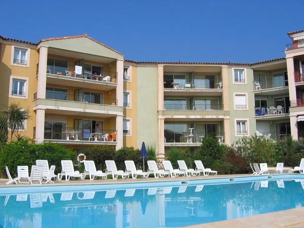 Colorful Apartment With AC at 150 m. From the Beach