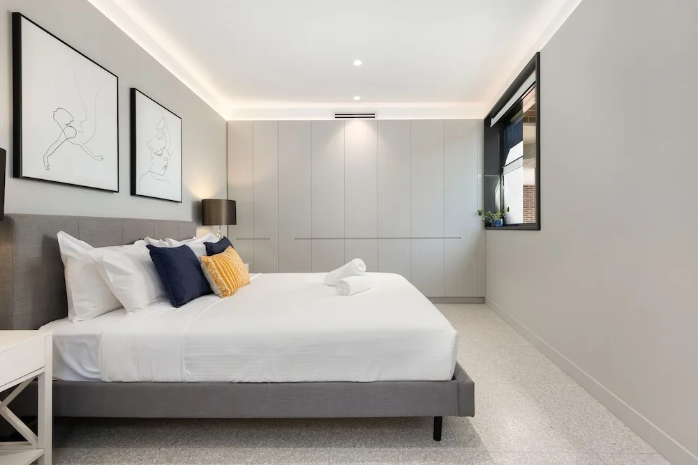 The 249 Apartments by Urban Rest
