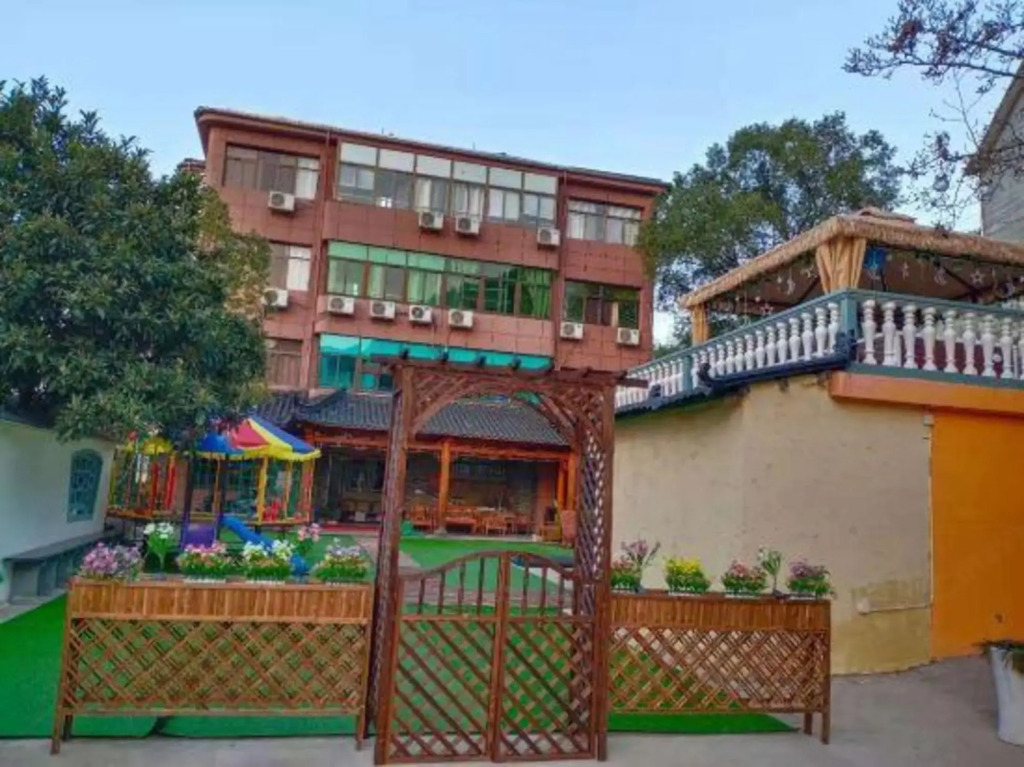 Longwangshan Shenglin Inn
