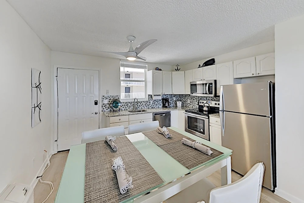 Bonita Beach #3803 - 1 Br condo by RedAwning