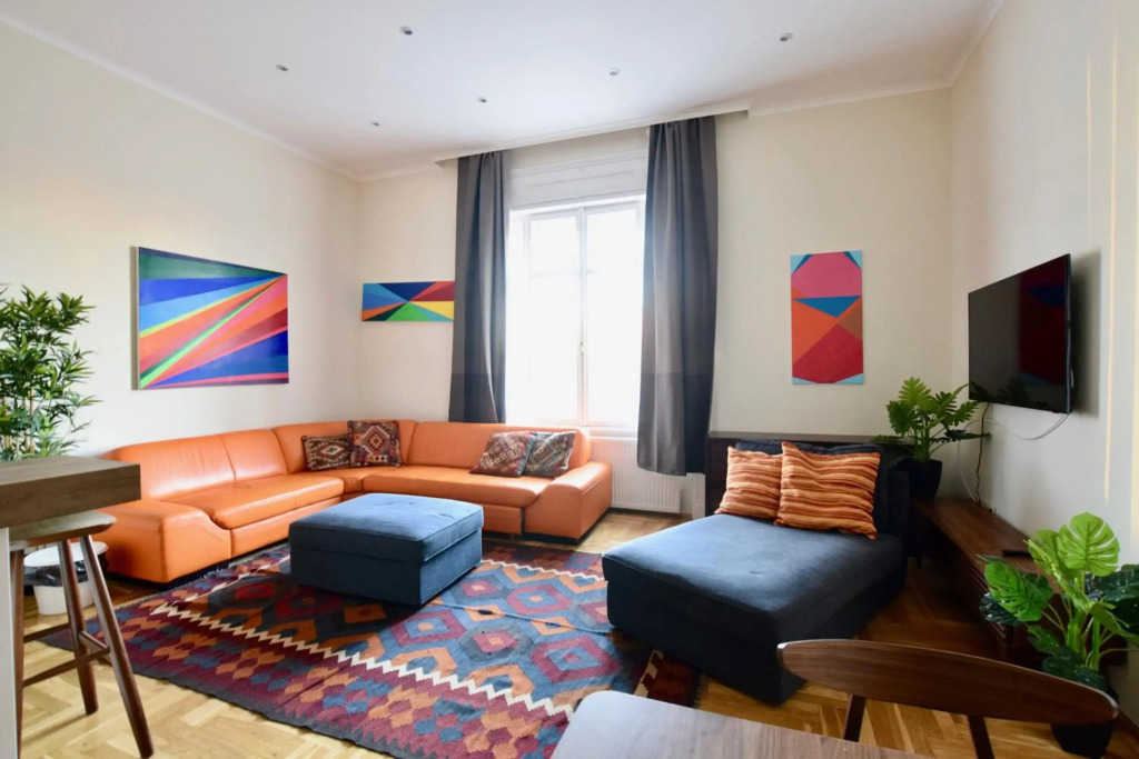 Luxury Apartment by Hi5 - Király street Suite
