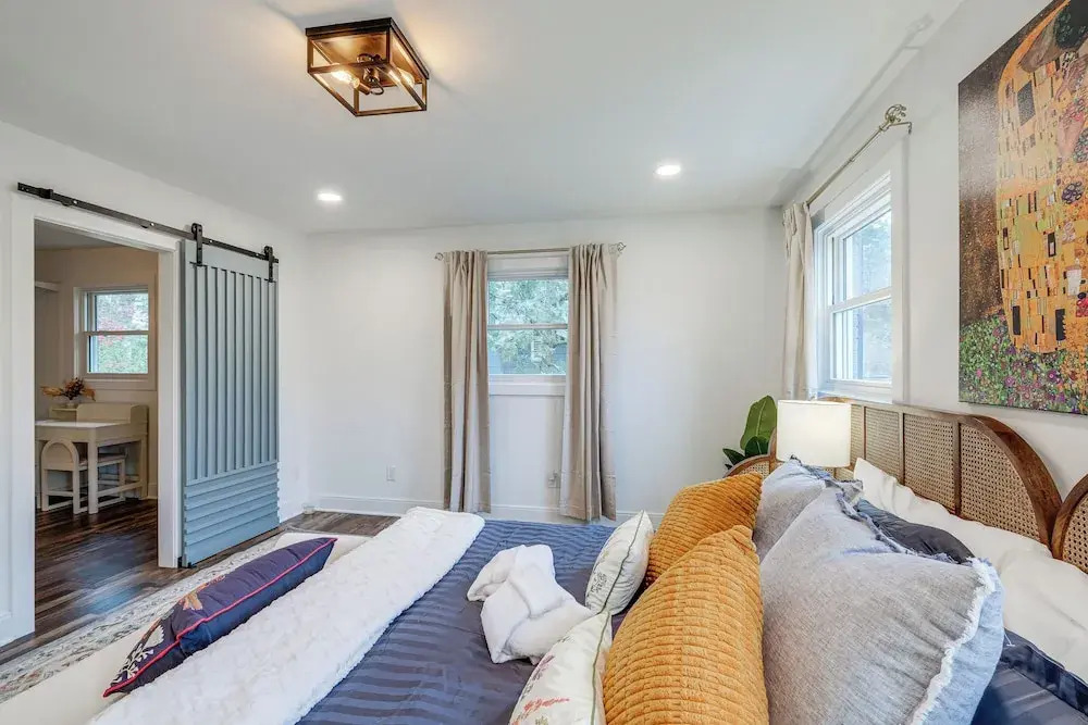 Upscale Family Retreat Near DC & Georgetown!