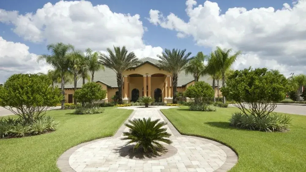 Paradise Palms 8955