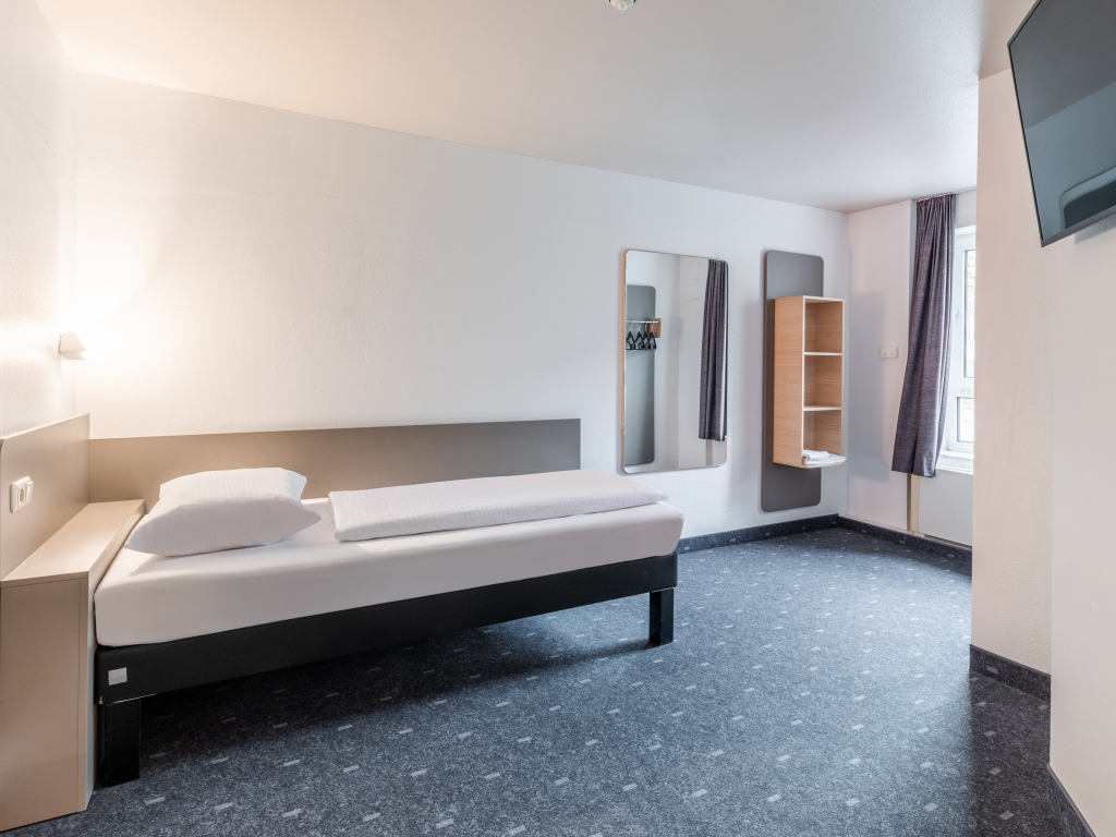 Отель B&B Hotel Aachen-Hbf