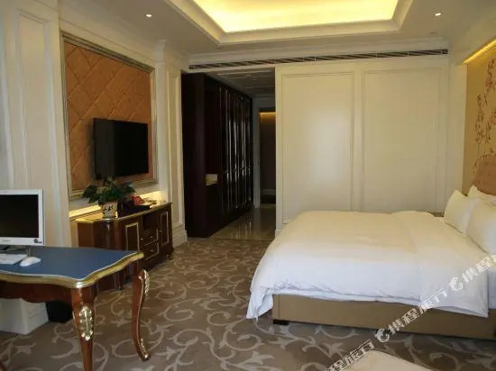 Zhaoshang Center Hotel
