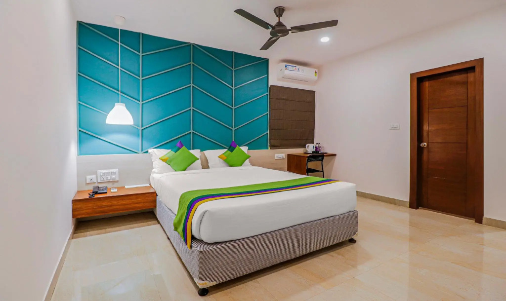 YC Grand Mystic Premier, Electronic City