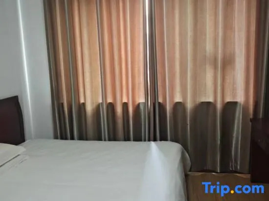 Yapeng Hotel (Shanghai Nanxiang Subway Station)