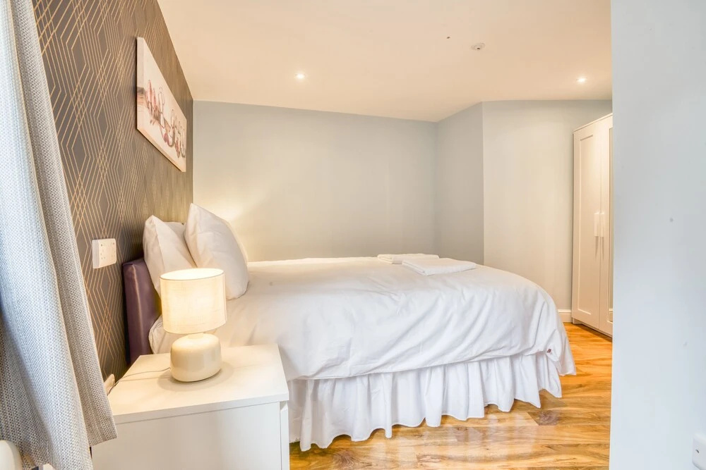 Exclusive 2 Bedroom Apartment Centrally Located in Lincoln Free Wifi Toiletries and Hairdryer