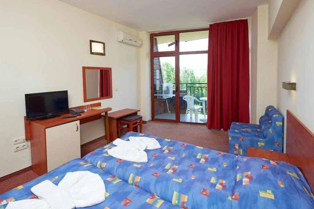 Hotel Lira