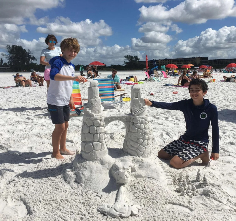 Spark by Hilton Sarasota Siesta Key Gateway