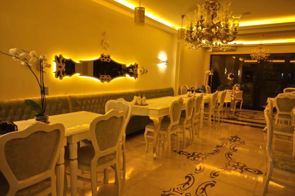 Bab-i Zer Konaklama Ve Restoran