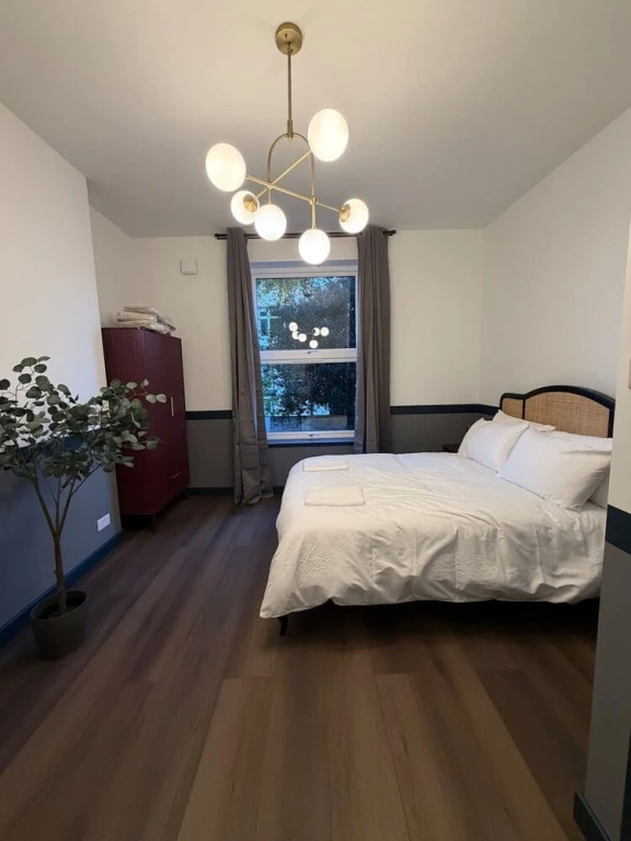 Luxury 2 5 Bedroom Flat in Southsea