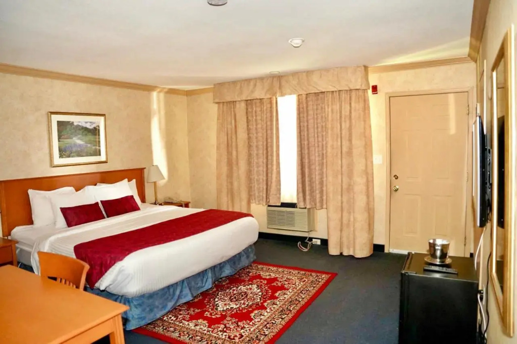 The Glengate Hotel & Suites