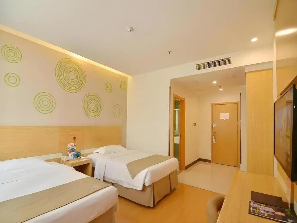 GreenTree Inn Hefei Feidong County High Speed Rail Station Wuyue Plaza Express Hotel